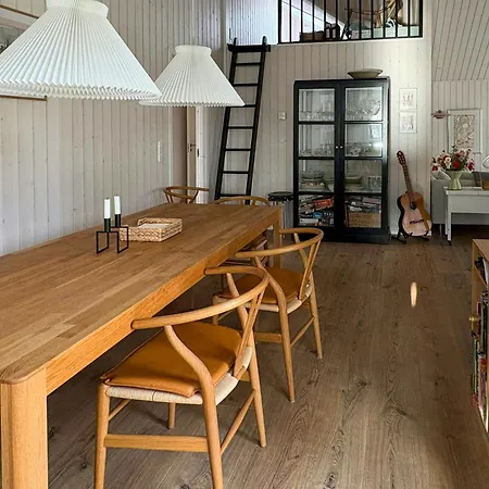 Cozy New Vacation Near The Water Holiday home *