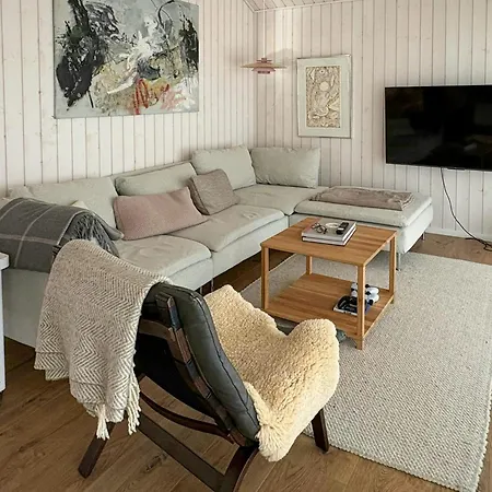 Cozy New Vacation Near The Water بيت للعطل Tisvilde