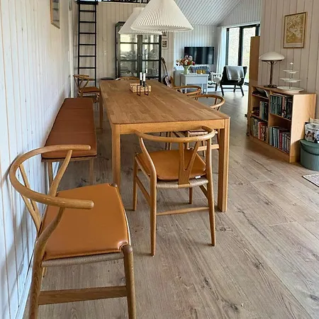 Cozy New Vacation Near The Water Holiday home *
