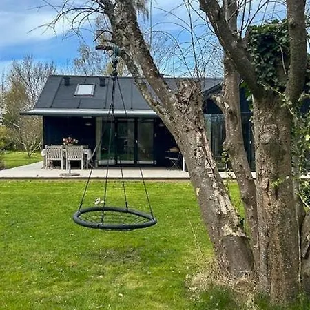 Cozy New Vacation Near The Water Holiday home *