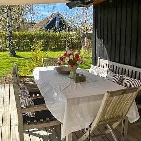 Cozy New Vacation Near The Water