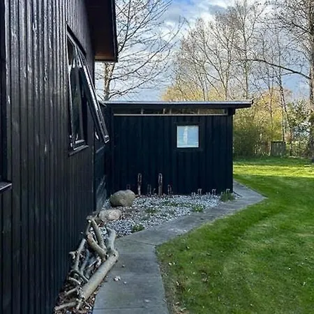 Cozy New Vacation Near The Water Holiday home